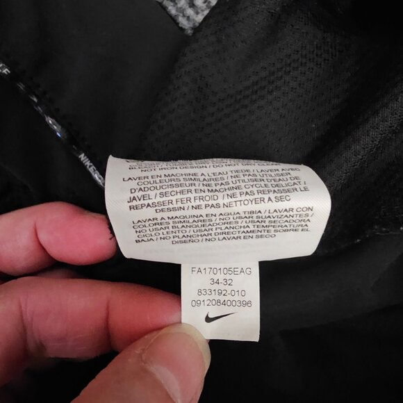 Nike Dri-FIT Standard Fit Mens Black Pants Size 34x32 - Picture 7 of 11